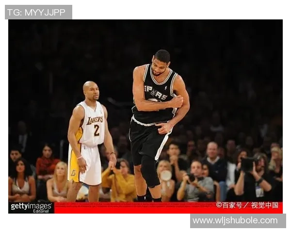 重庆篮球队以79分领跑欧锦赛积分榜展现强劲实力